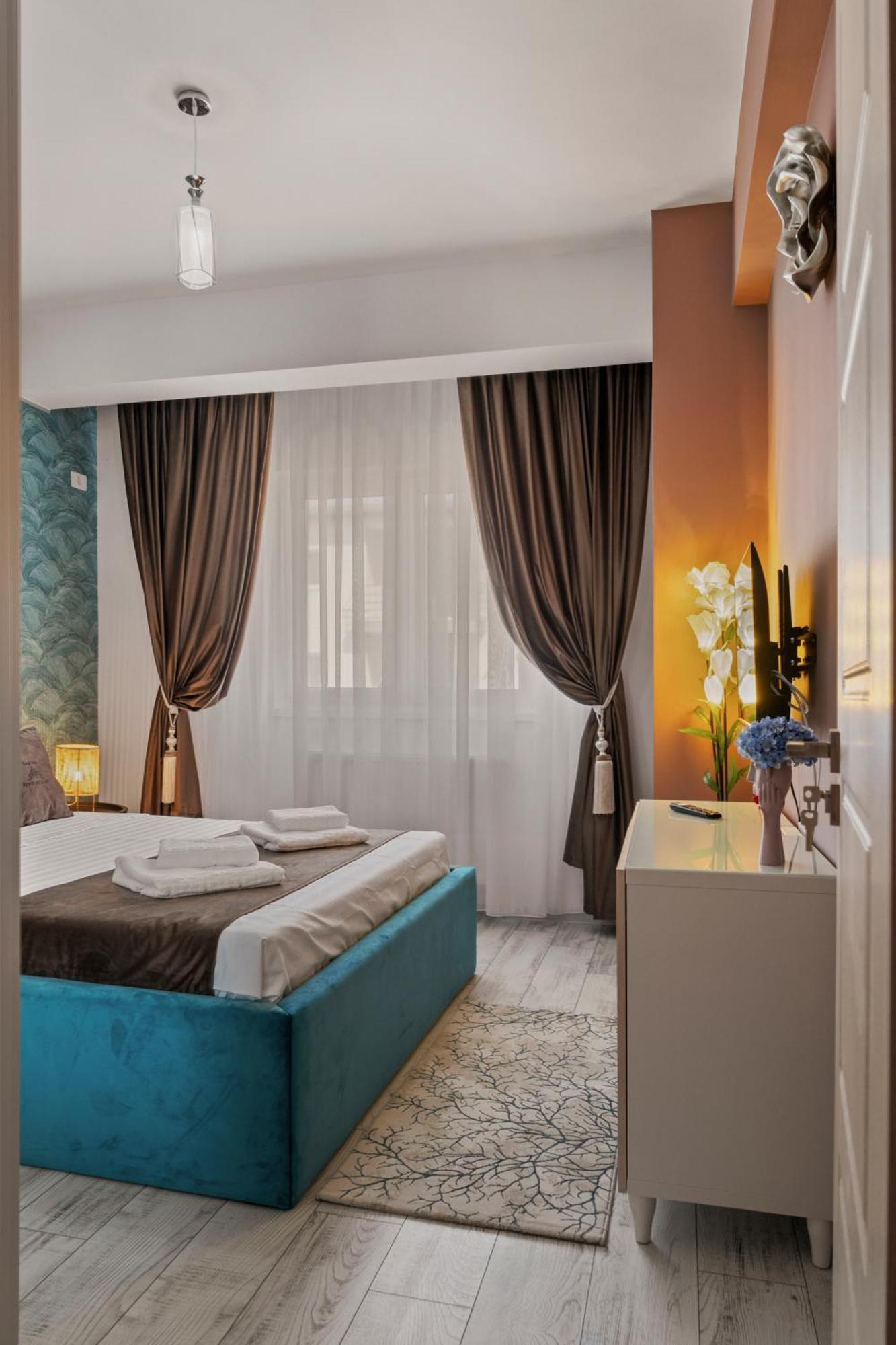 Comfort Azure Бухарест Экстерьер фото