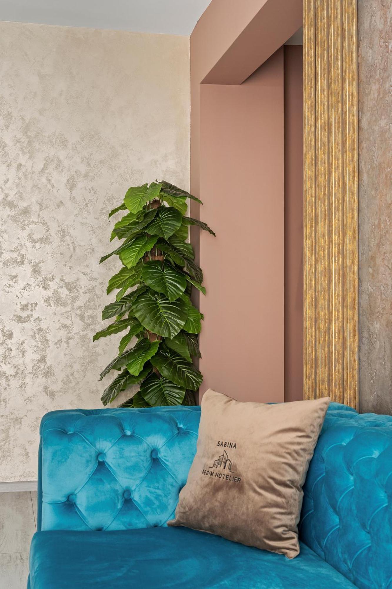 Comfort Azure Бухарест Экстерьер фото